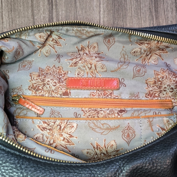 HOBO INTERNATIONAL Entwine Shoulder Bag, Black Leather - Picture 14 of 16